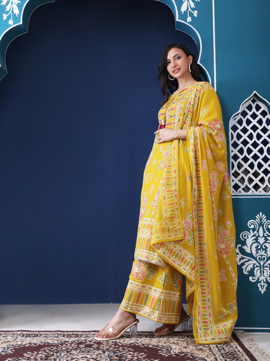 Sunheri Bloom Floral Printed Suit Set