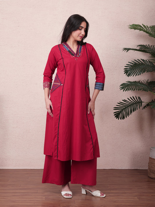 Ruby Red Cotton Kurta Pant Set with Side Pockets &  Black Printed Dupatta for Women