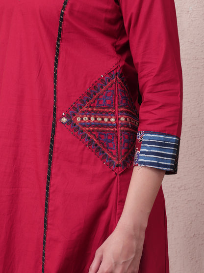 Ruby Red Cotton Kurta Pant Set with Side Pockets &  Black Printed Dupatta for Women
