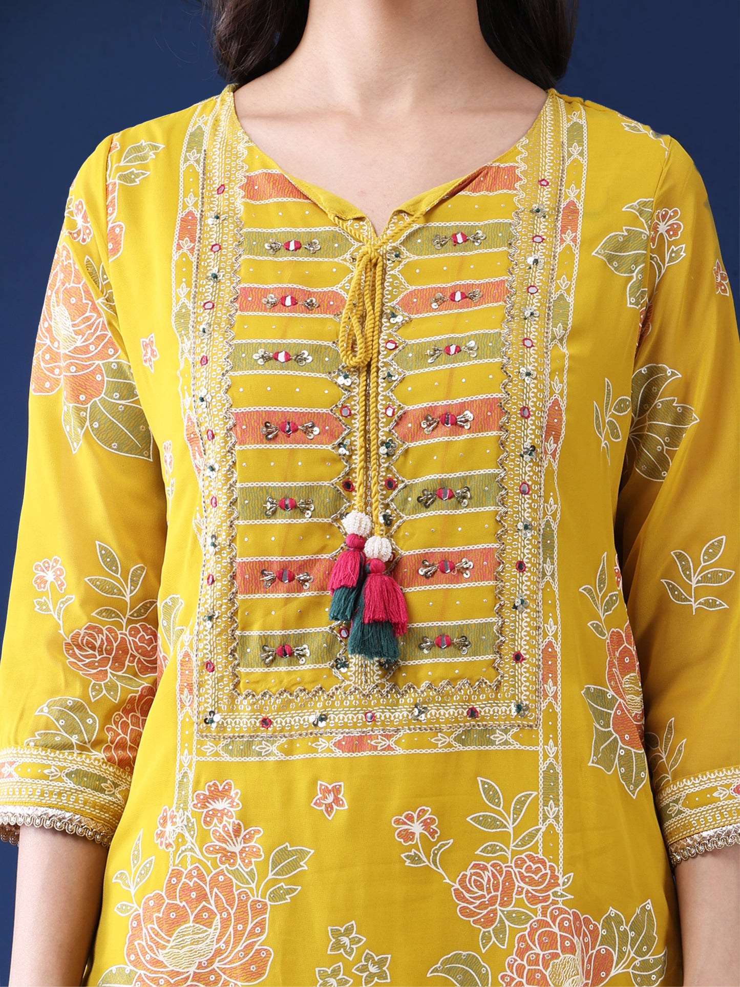 Sunheri Bloom Floral Printed Suit Set