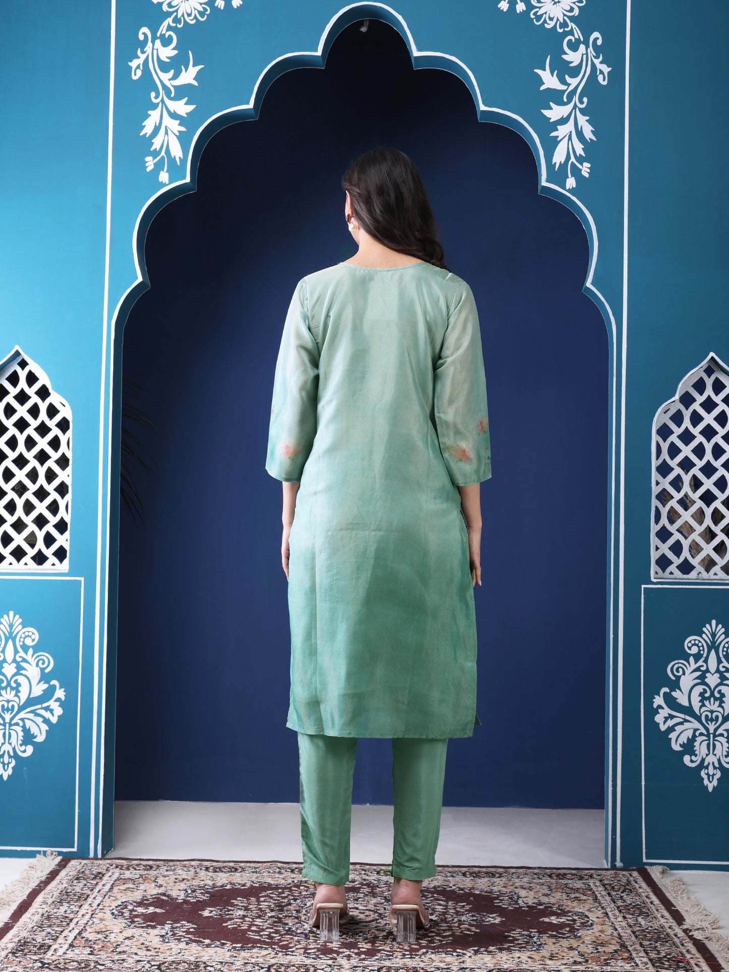 Peacock Plume Blendid Silk Suit